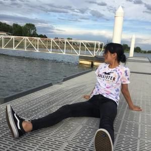 Meet your Posher, Perla